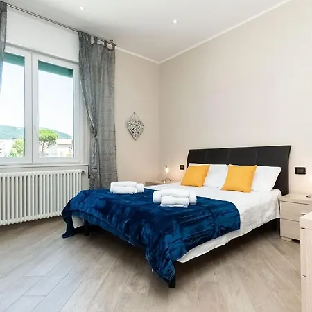 Lägenhet Luna House La Spezia
