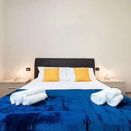 Luna House Apartment La Spezia